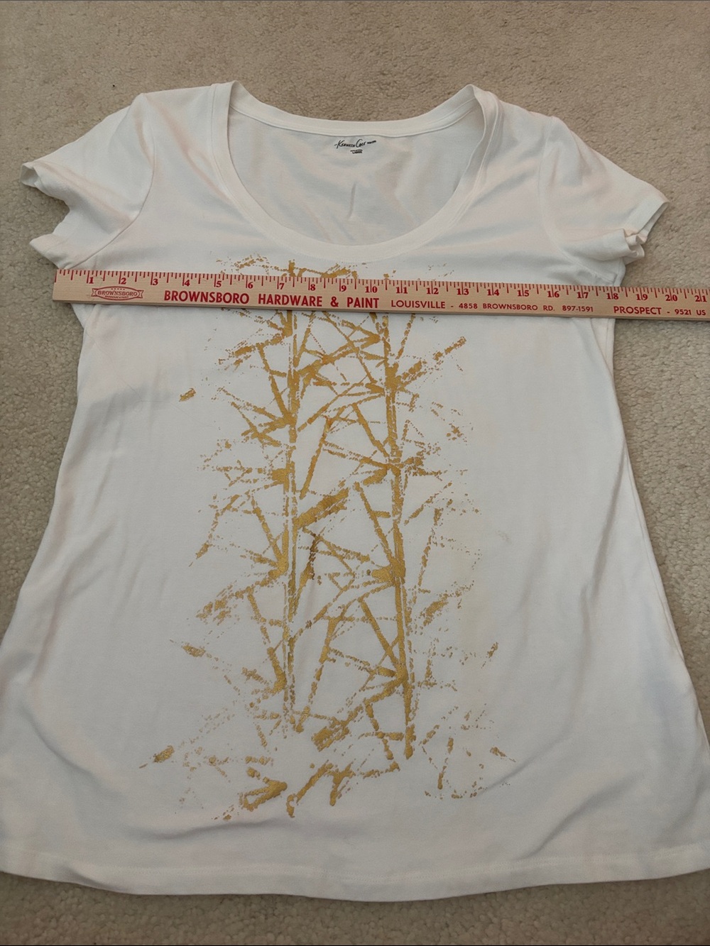 Kenneth Cole White Short Sleeve Tee with Gold Bamboo Graphic